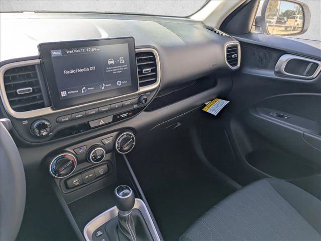 New 2026 Hyundai Venue SE image 13