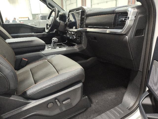 New 2025 Ford F150 Lariat w/ Equipment Group 501A Mid image 13