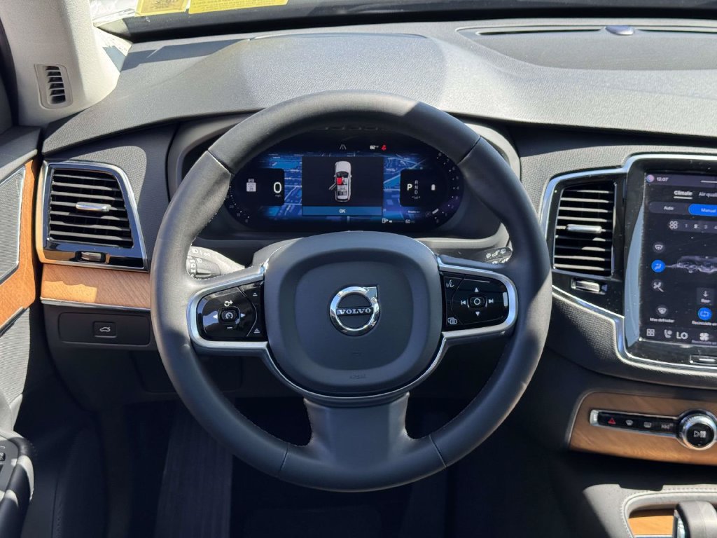 Certified 2024 Volvo XC90 B6 Plus AWD/4WD image 12
