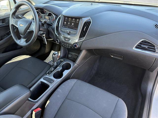 Used 2019 Chevrolet Cruze LT w/ LT Fleet Convenience Package image 13