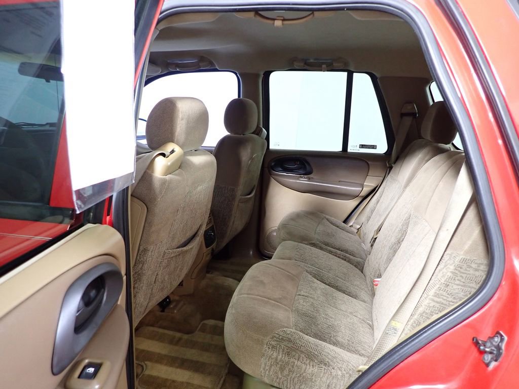 Used 2002 Chevrolet TrailBlazer LS w/ Preferred Equipment Group image 23