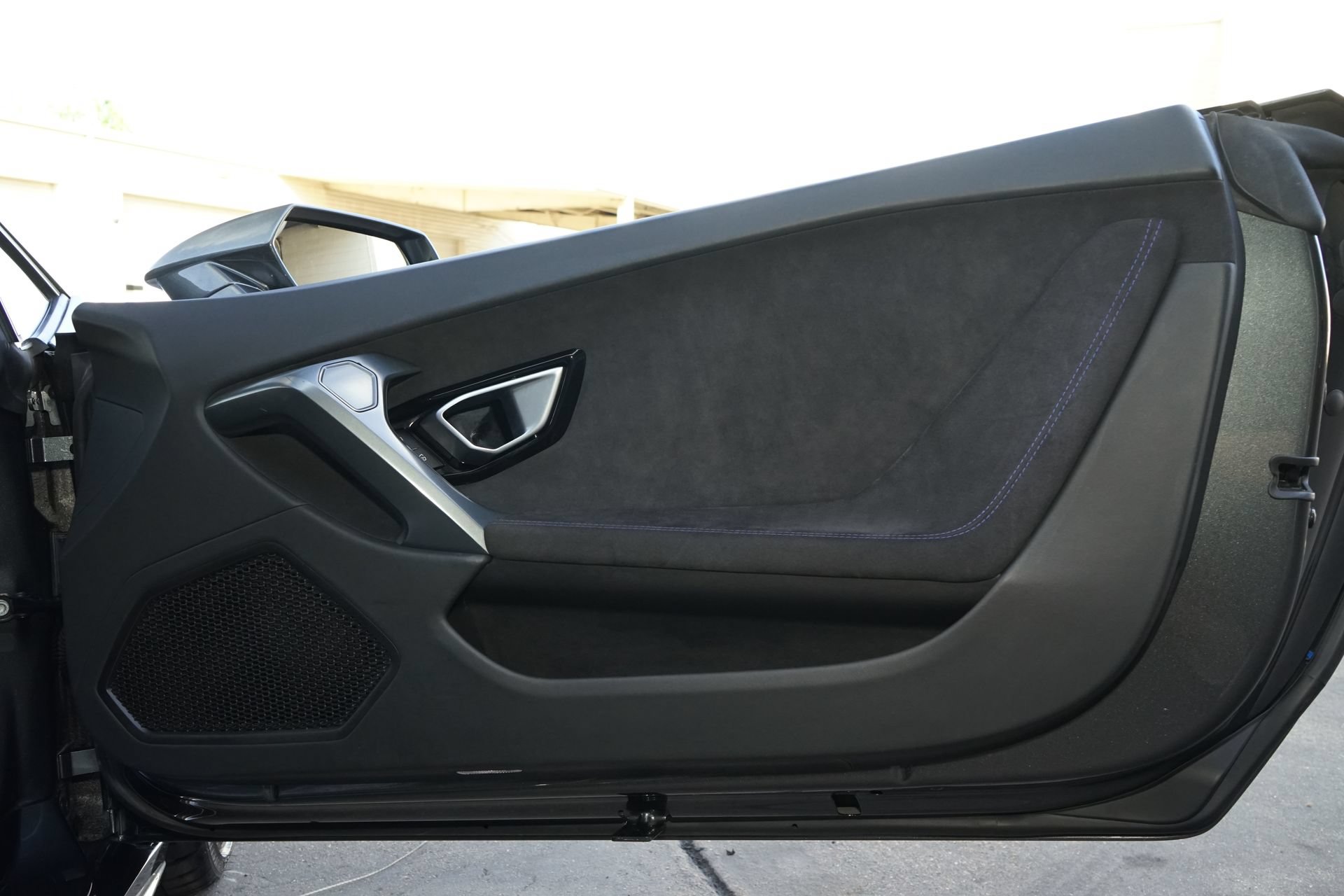 Used 2018 Lamborghini Huracan LP 580-2 RWD image 15