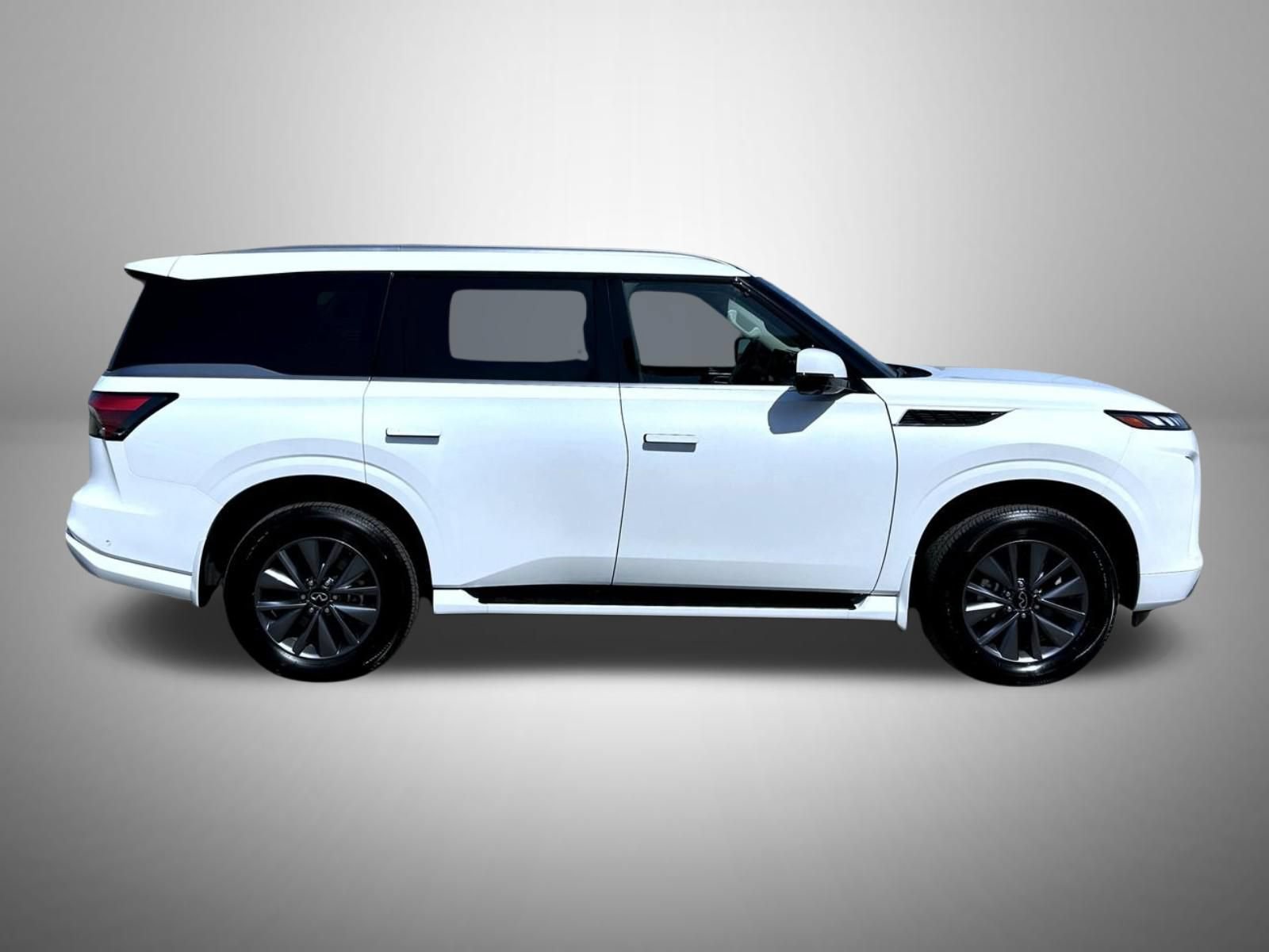 Used 2026 INFINITI QX80 Pure w/ Cargo Package AWD/4WD image 4