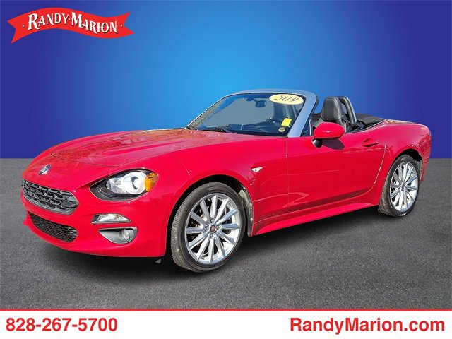 Used 2019 FIAT 124 Spider Lusso w/ Navigation & Sound Group image 1