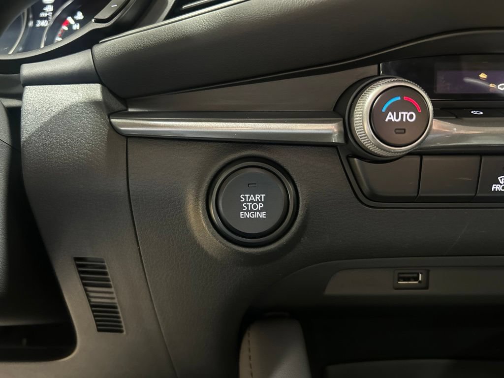 Used 2021 MAZDA MAZDA3 s FWD image 24