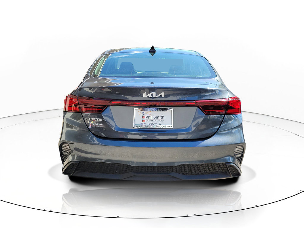 Certified 2024 Kia Forte LXS FWD image 5