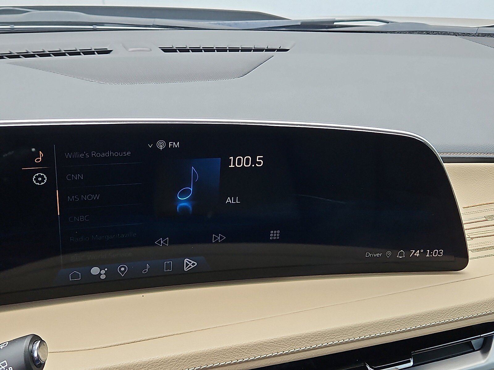Certified 2024 Cadillac XT4 Premium Luxury FWD image 17