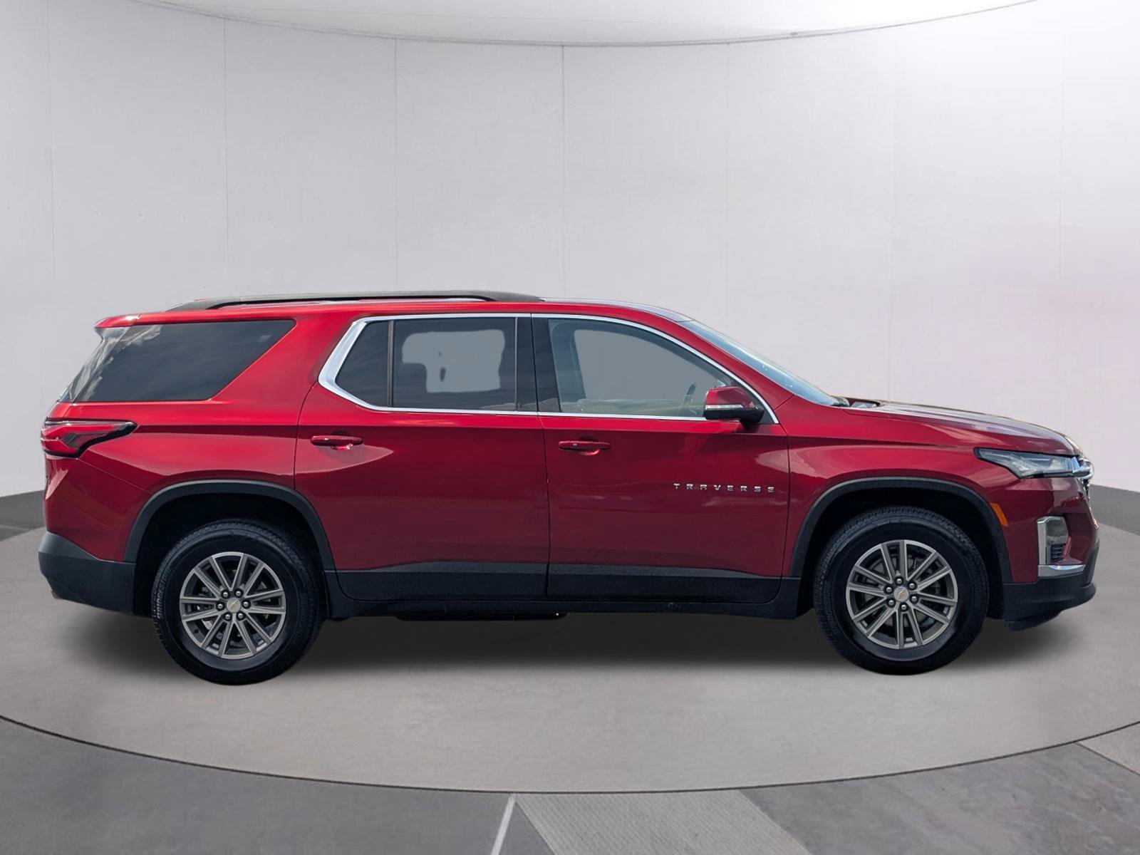 Certified 2023 Chevrolet Traverse LT FWD image 6