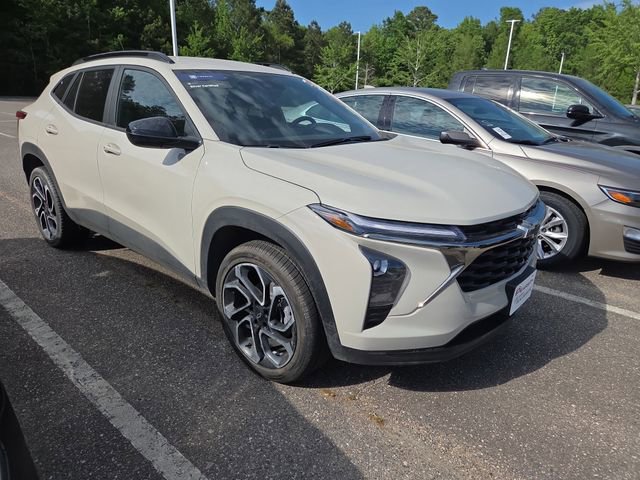 Used 2026 Chevrolet Trax RS w/ Driver Confidence Package