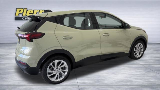 New 2027 Chevrolet Bolt LT w/ Comfort Package FWD image 4