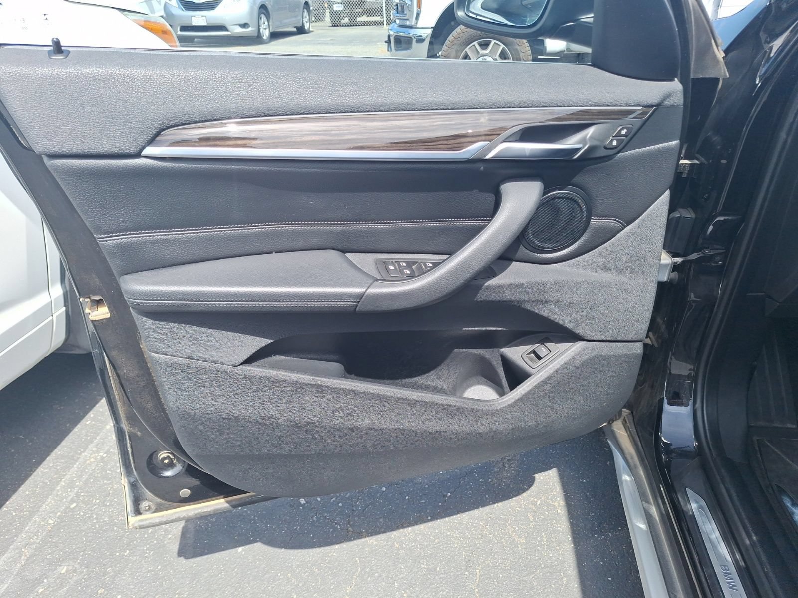 Used 2016 BMW X1 xDrive28i AWD/4WD image 12
