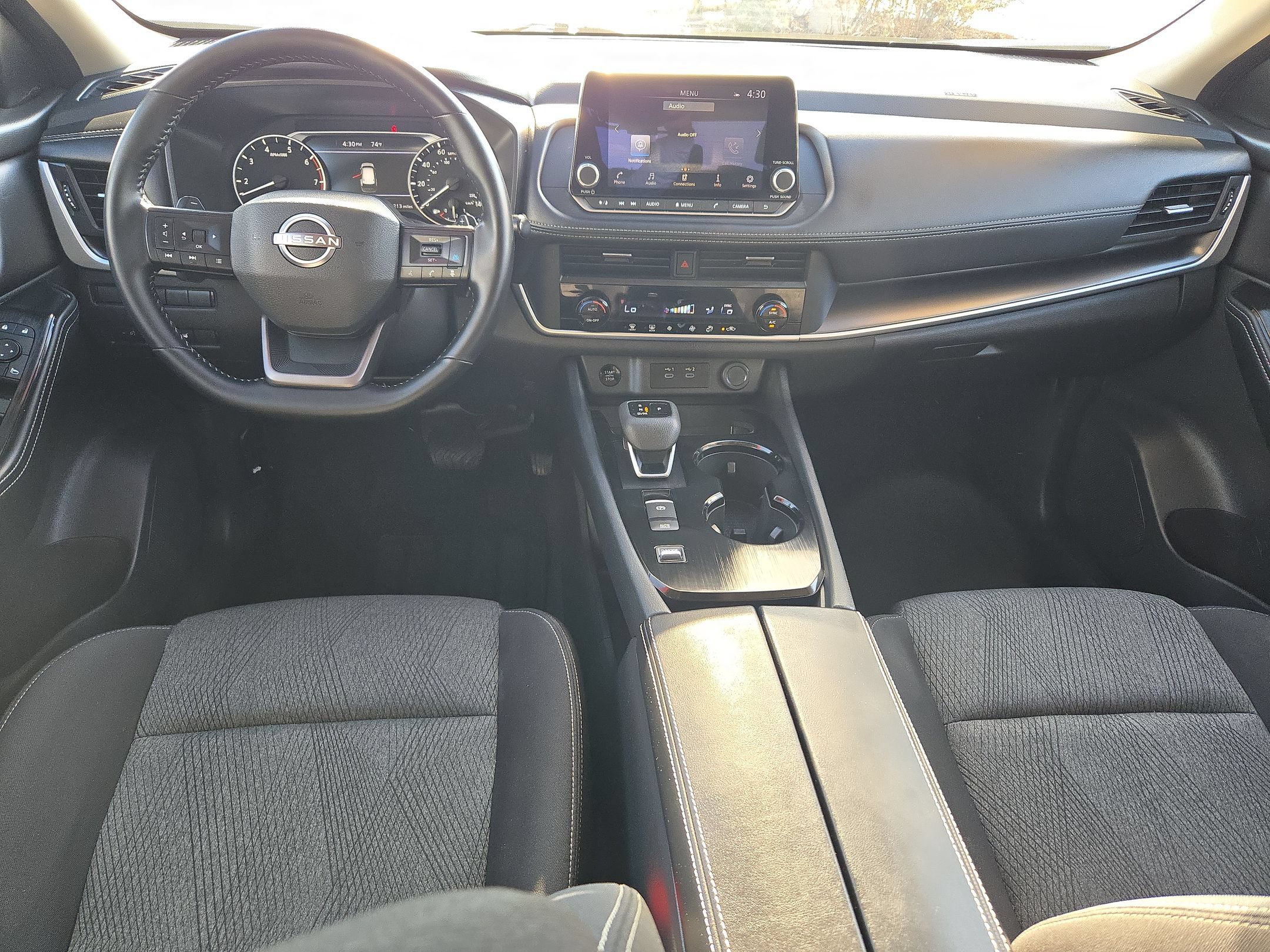 Certified 2026 Nissan Rogue SV FWD image 15