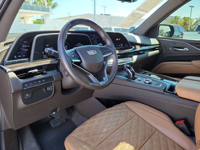 Certified 2022 Cadillac Escalade Premium Luxury w/ LPO, Floor Liner Package AWD/4WD image 9