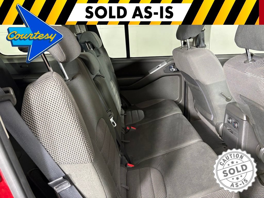 Used 2011 Nissan Pathfinder SV RWD image 17