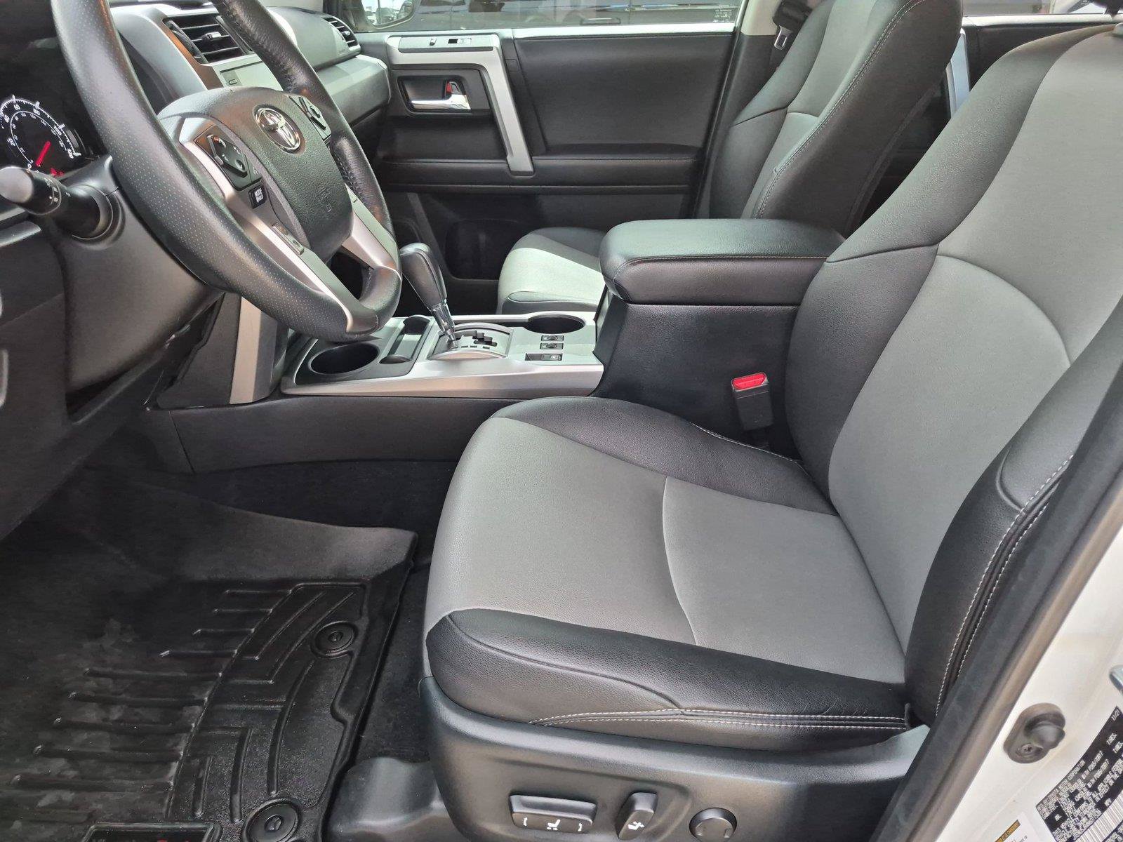 Used 2022 Toyota 4Runner SR5 Premium w/ Moonroof Package AWD/4WD image 11