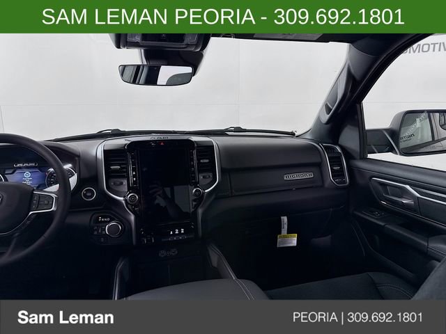 New 2026 RAM 1500 4x4 Crew Cab image 23