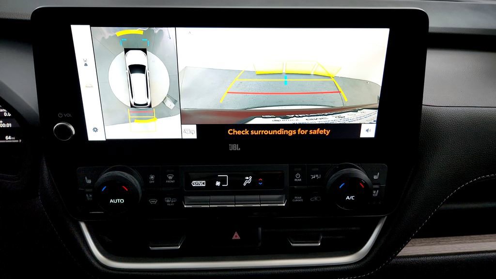 Certified 2025 Toyota Grand Highlander AWD image 33
