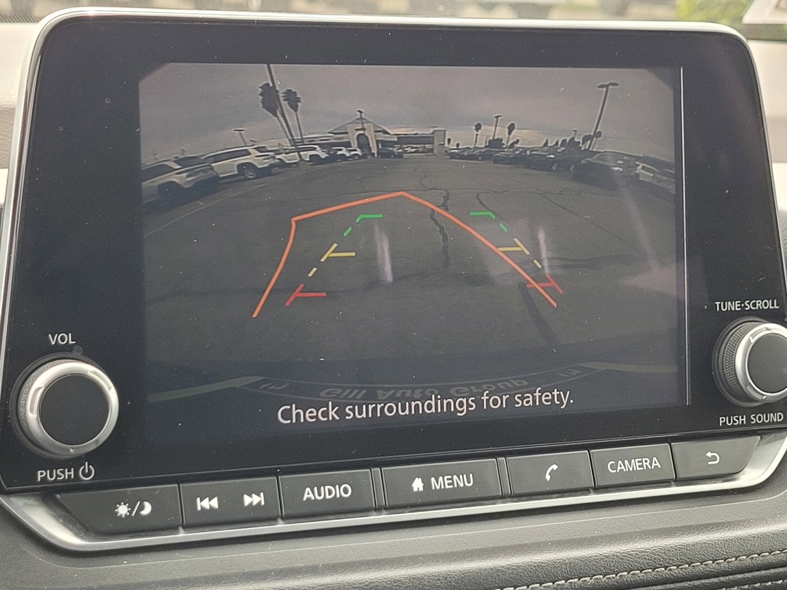 Used 2023 Nissan Rogue SV image 18