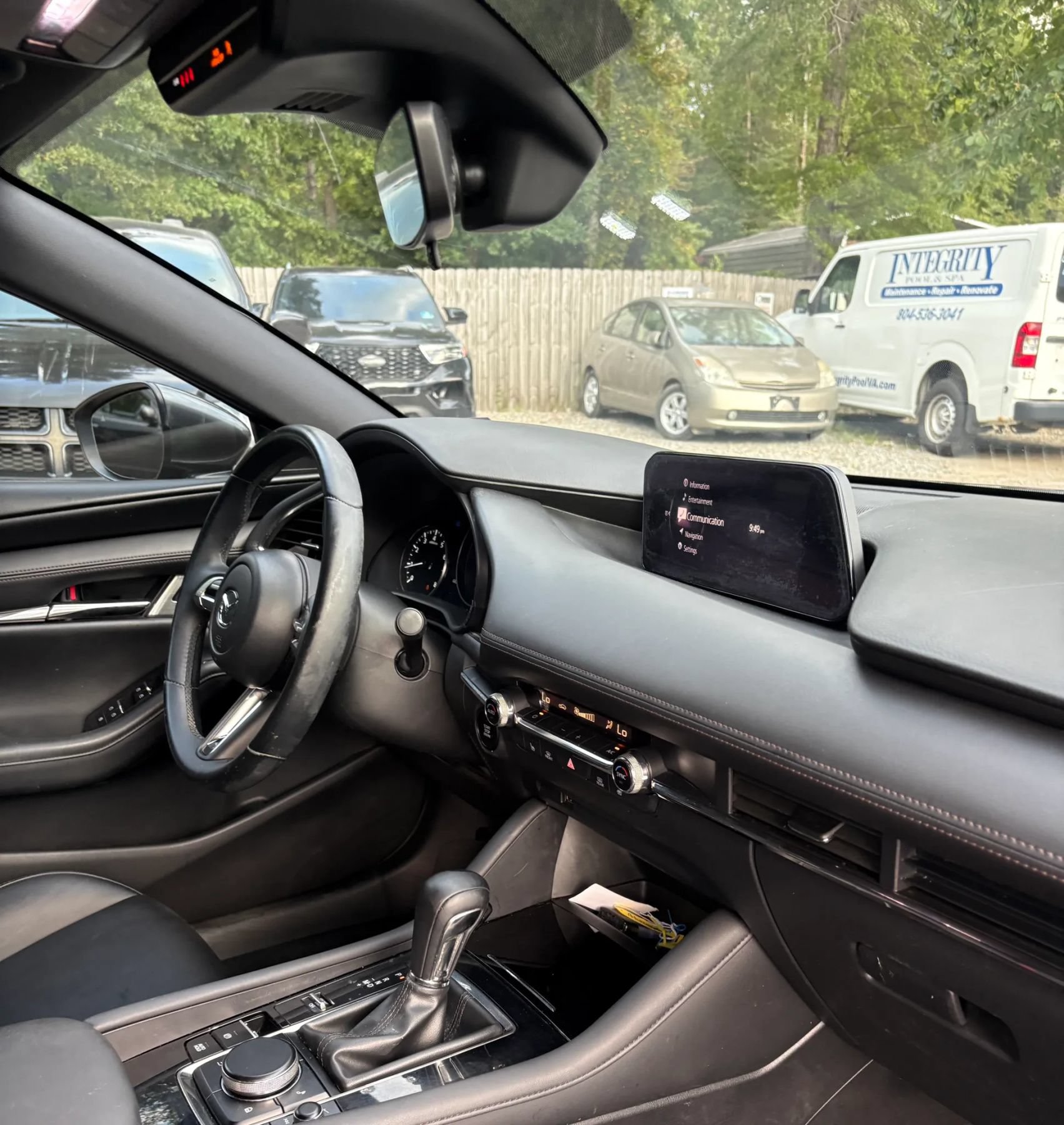 Used 2019 MAZDA MAZDA3 Hatchback w/ Preferred Package FWD image 37