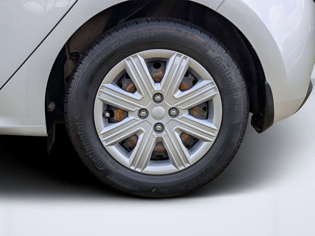 Used 2022 Kia Rio S FWD image 11