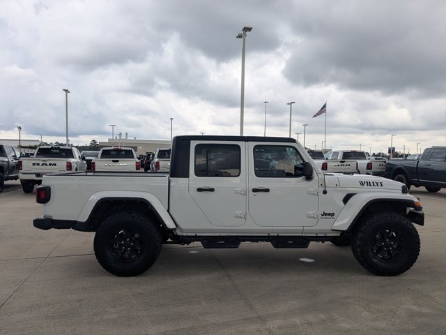 Used 2022 Jeep Gladiator Sport AWD/4WD image 4