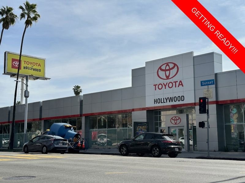 Used 2023 Tesla Model 3 Standard Range image 14