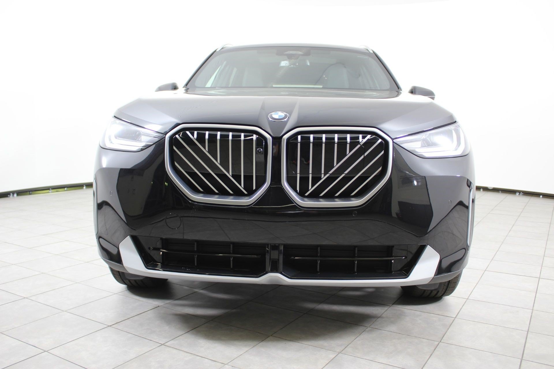 Used 2026 BMW X3 xDrive30i w/ Premium Package AWD/4WD image 5