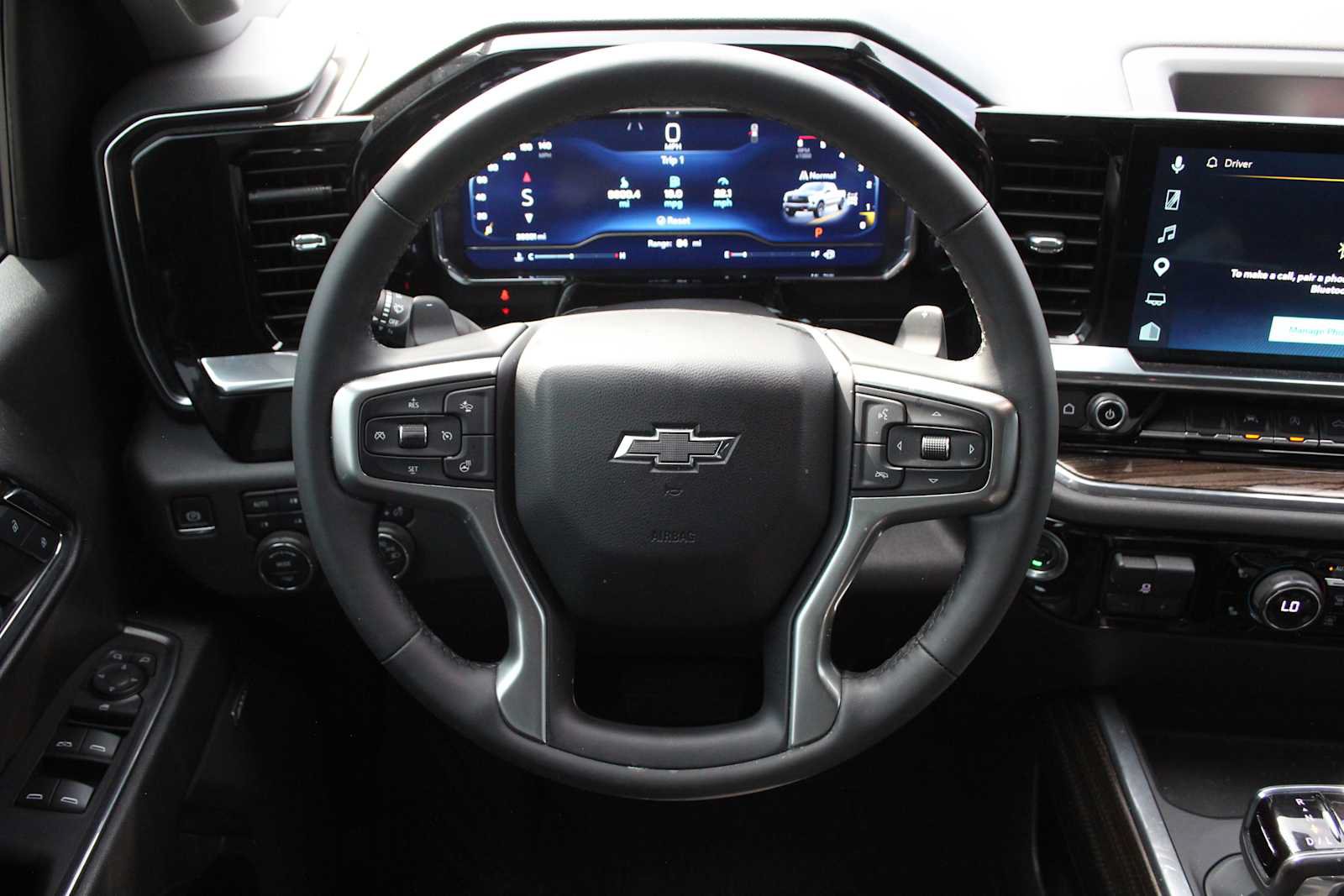 Used 2024 Chevrolet Silverado 1500 LT Trail Boss w/ Convenience Package II AWD/4WD image 39