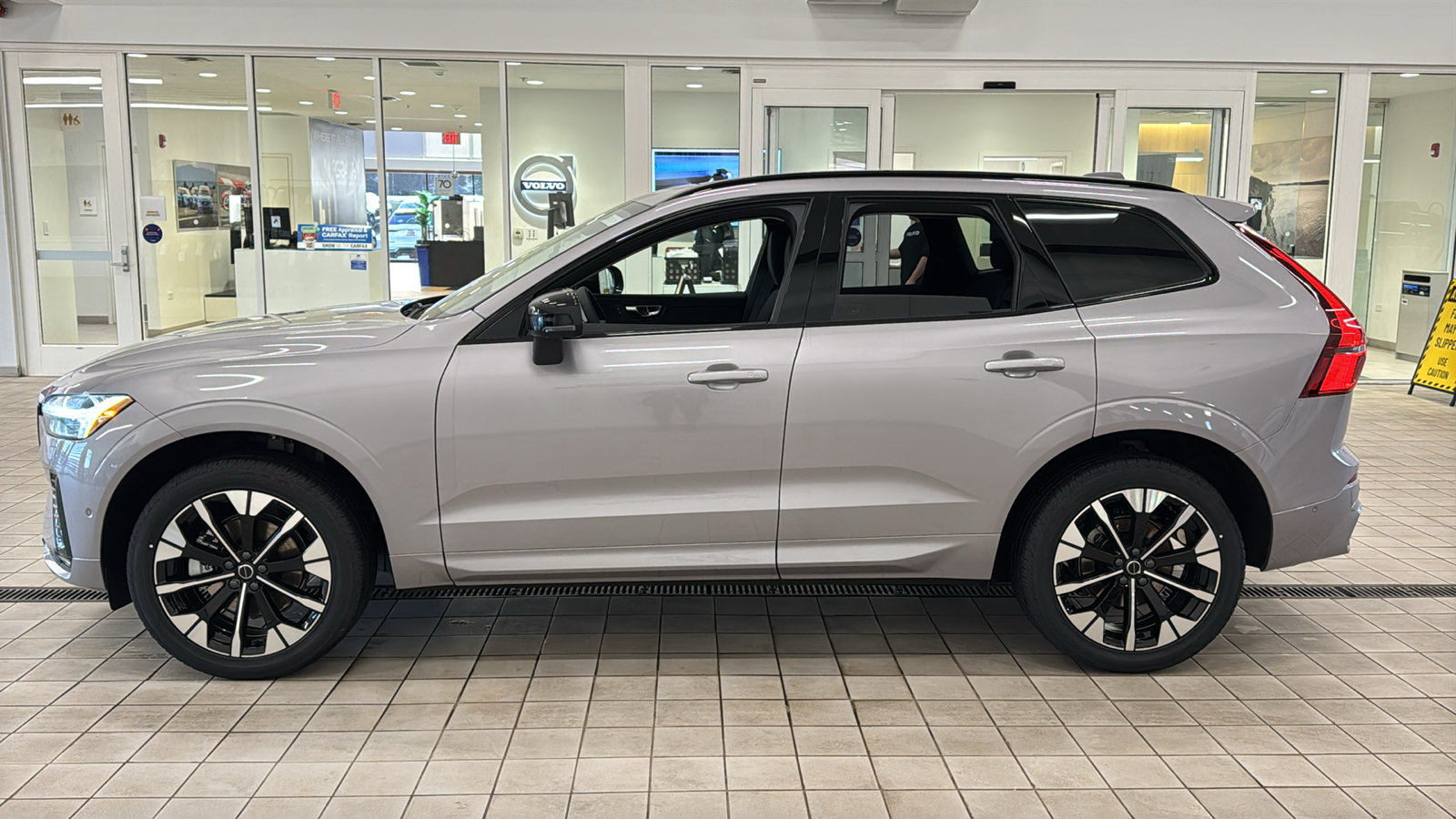 New 2026 Volvo XC60 B5 Plus w/ Protection Package Premier AWD/4WD image 8