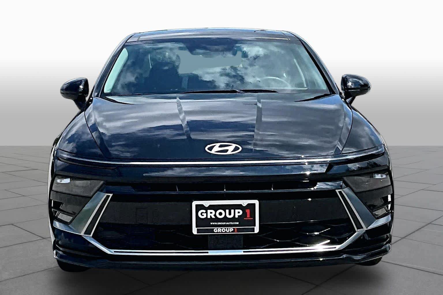 Used 2026 Hyundai Sonata SEL FWD image 4