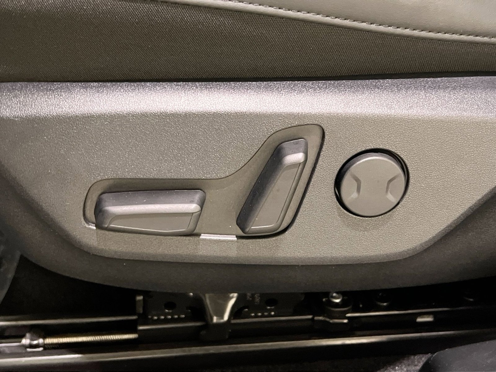 Used 2024 Kia EV6 Wind w/ Wind Technology Package image 21