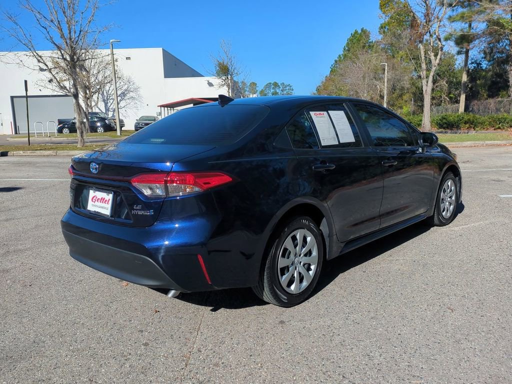 Certified 2023 Toyota Corolla LE image 5