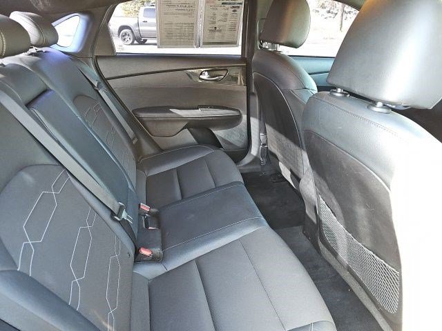 Used 2023 Kia Forte GT-Line image 16
