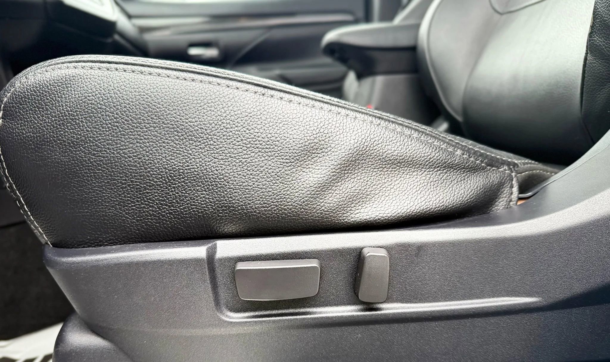 Used 2017 Mitsubishi Outlander GT image 25