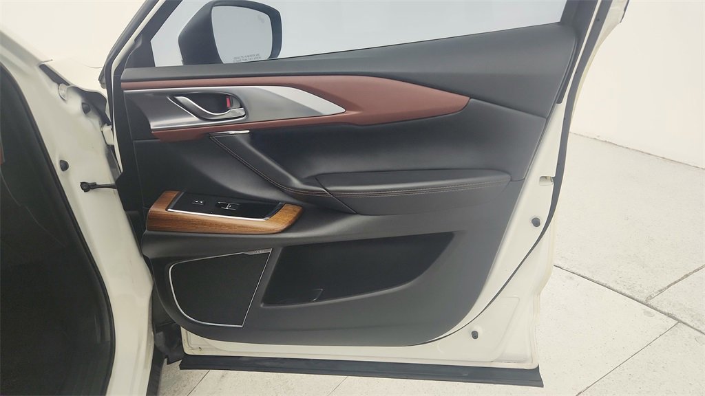 Used 2017 MAZDA CX-9 Signature image 65