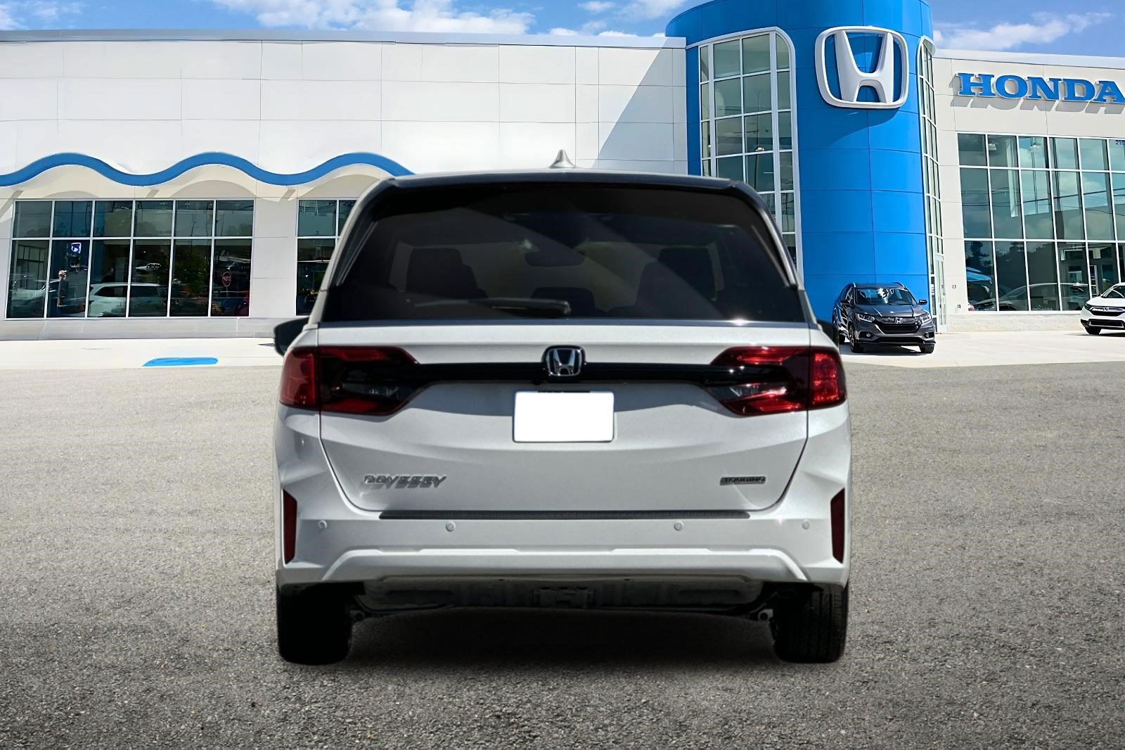 New 2026 Honda Odyssey Touring image 9
