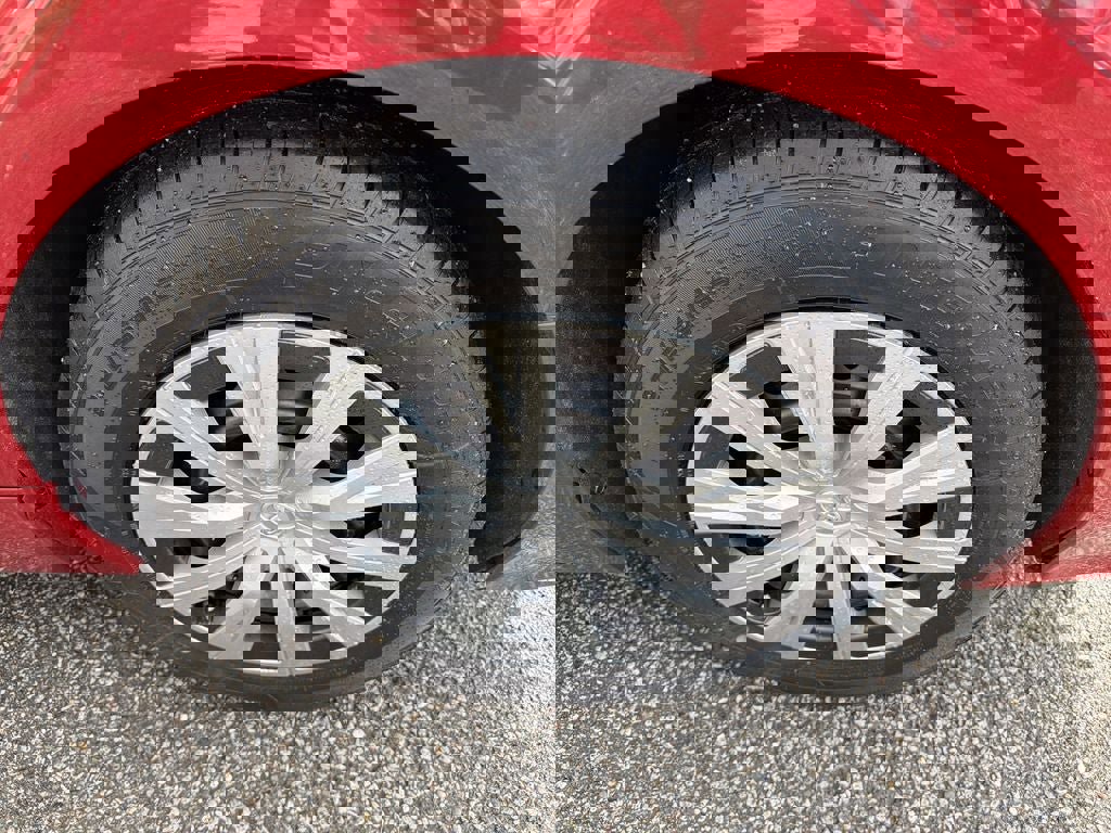 Used 2023 Toyota Camry LE image 13