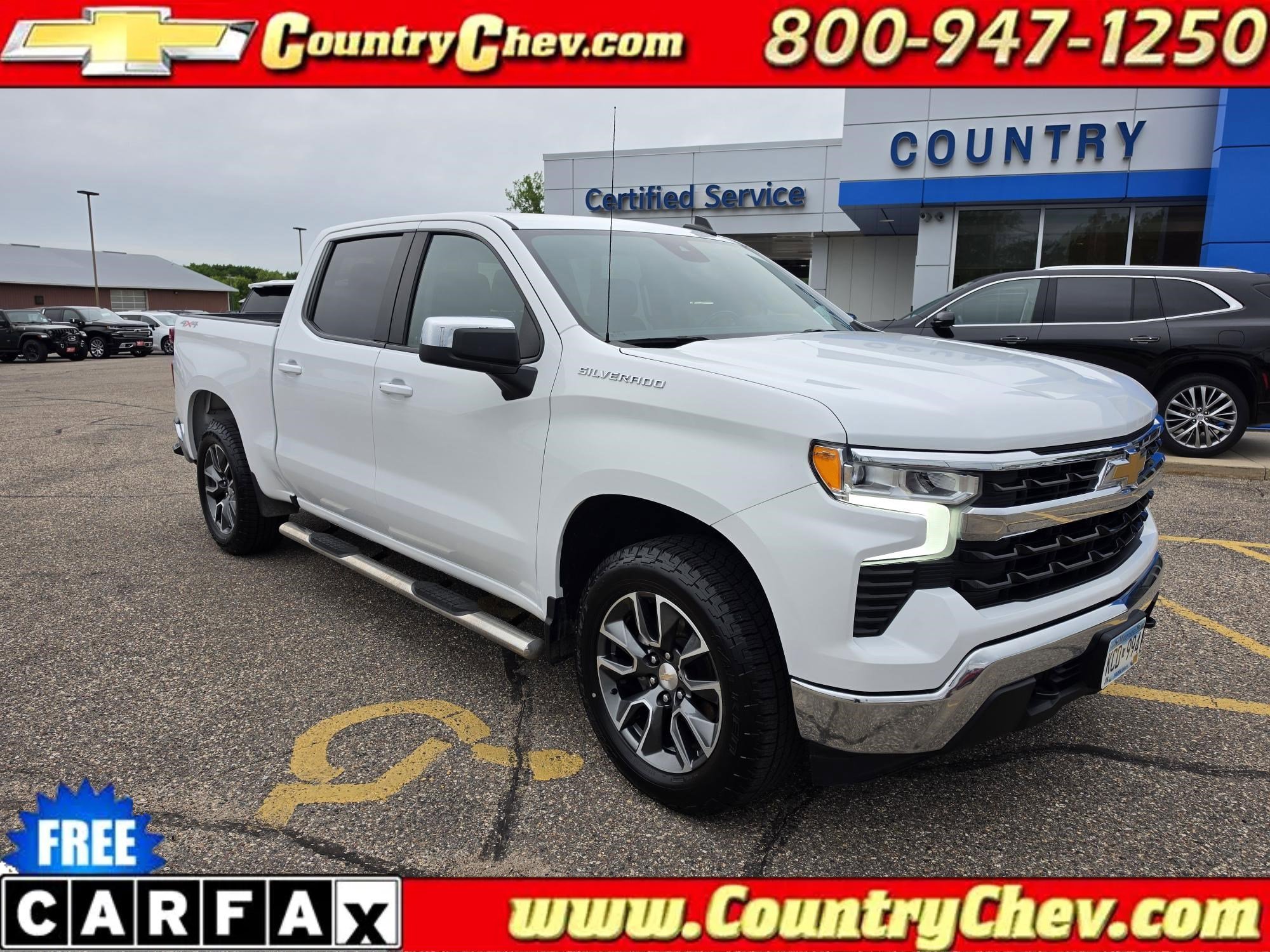 Used 2022 Chevrolet Silverado 1500 LT AWD/4WD image 1