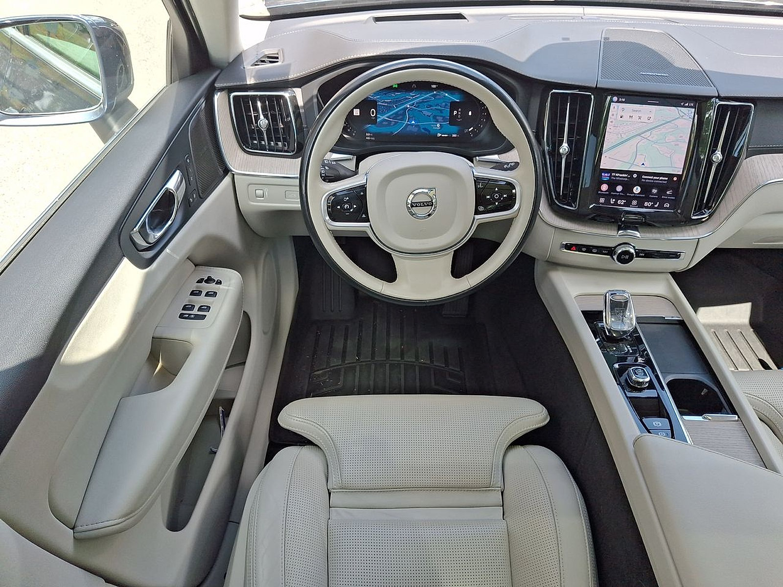 Used 2022 Volvo XC60 B5 Inscription w/ Advanced Package FWD image 21