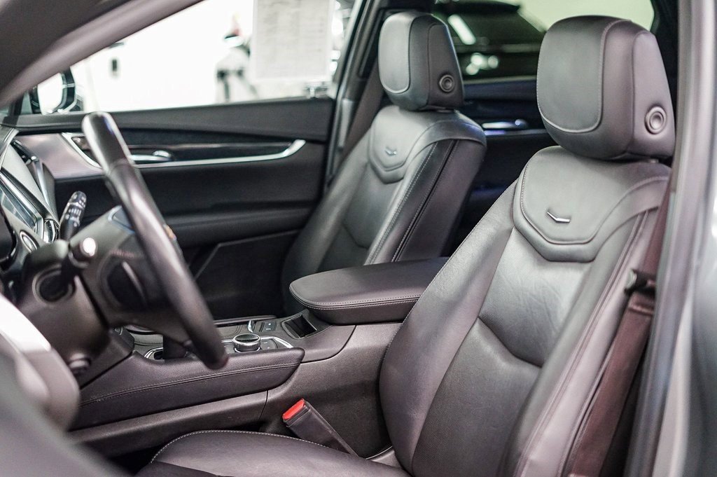 Certified 2023 Cadillac XT5 Premium Luxury image 17