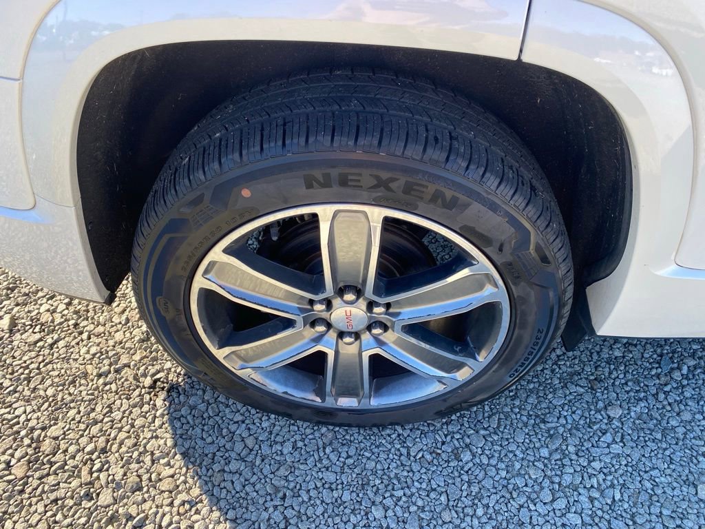 Used 2017 GMC Acadia Denali w/ Technology Package image 26