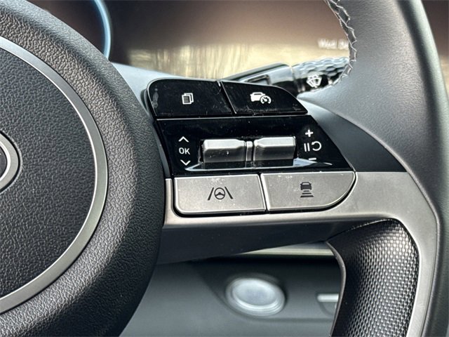 Certified 2025 Hyundai Elantra SEL image 25