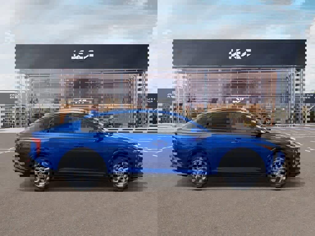 New 2025 Kia K4 LXS image 7