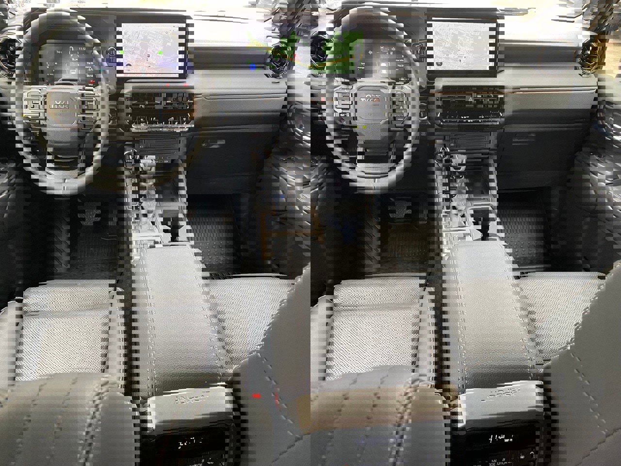 Used 2025 Toyota Land Cruiser image 16