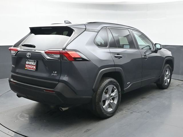 Certified 2025 Toyota RAV4 LE AWD/4WD image 6