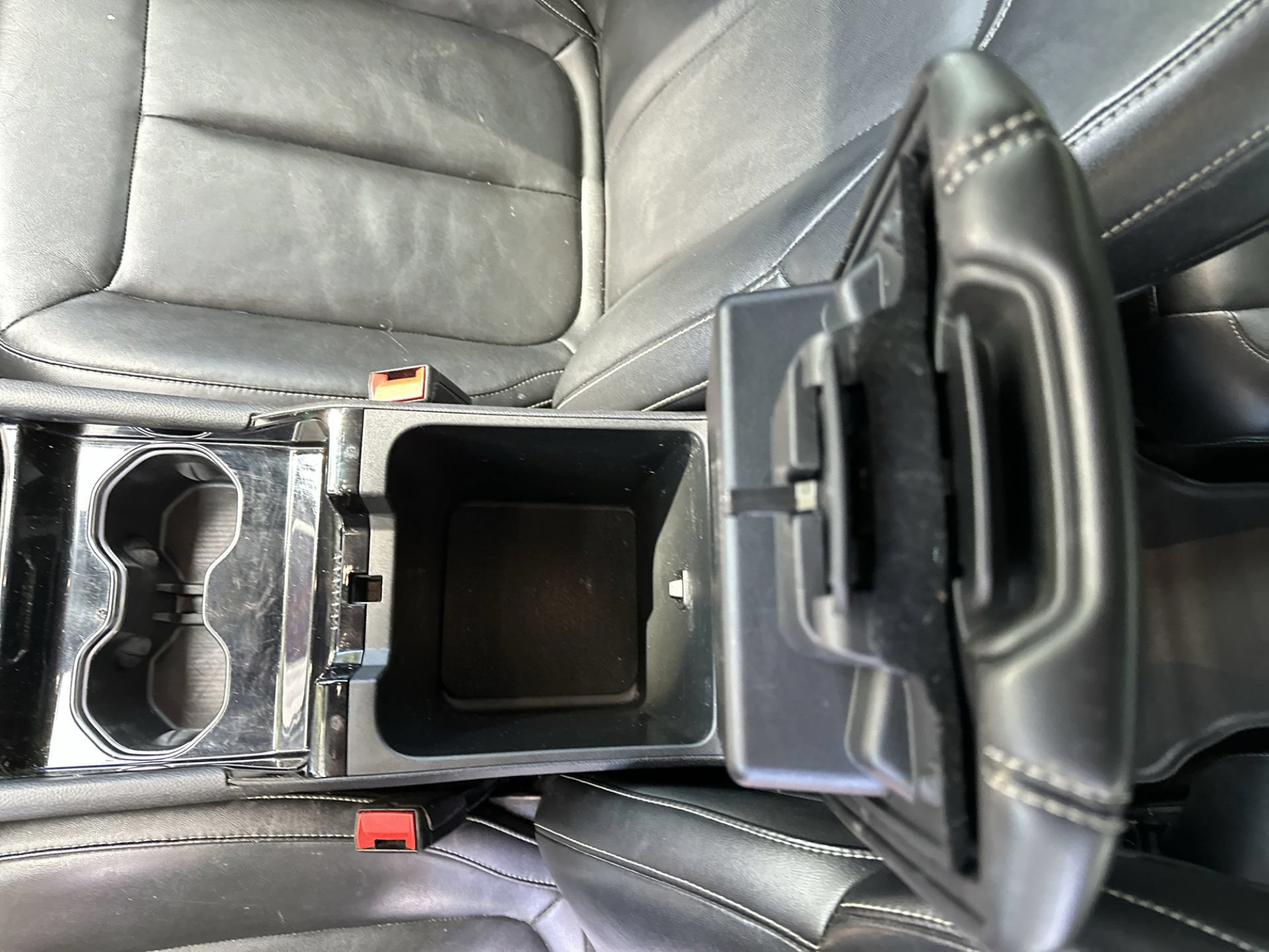 Used 2022 Jeep Grand Cherokee L Limited RWD image 21