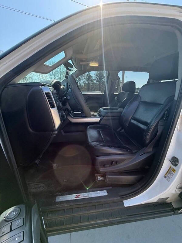 Used 2015 Chevrolet Silverado 2500 LTZ AWD/4WD image 8