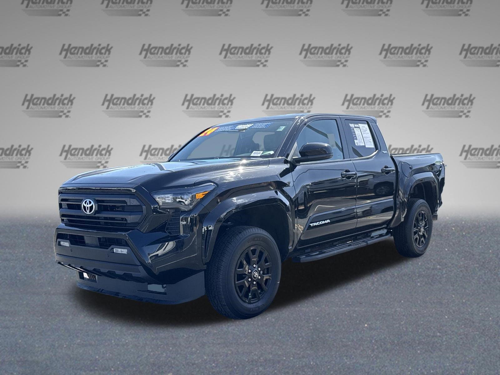 Used 2024 Toyota Tacoma SR5 w/ SR5 Upgrade Package image 8
