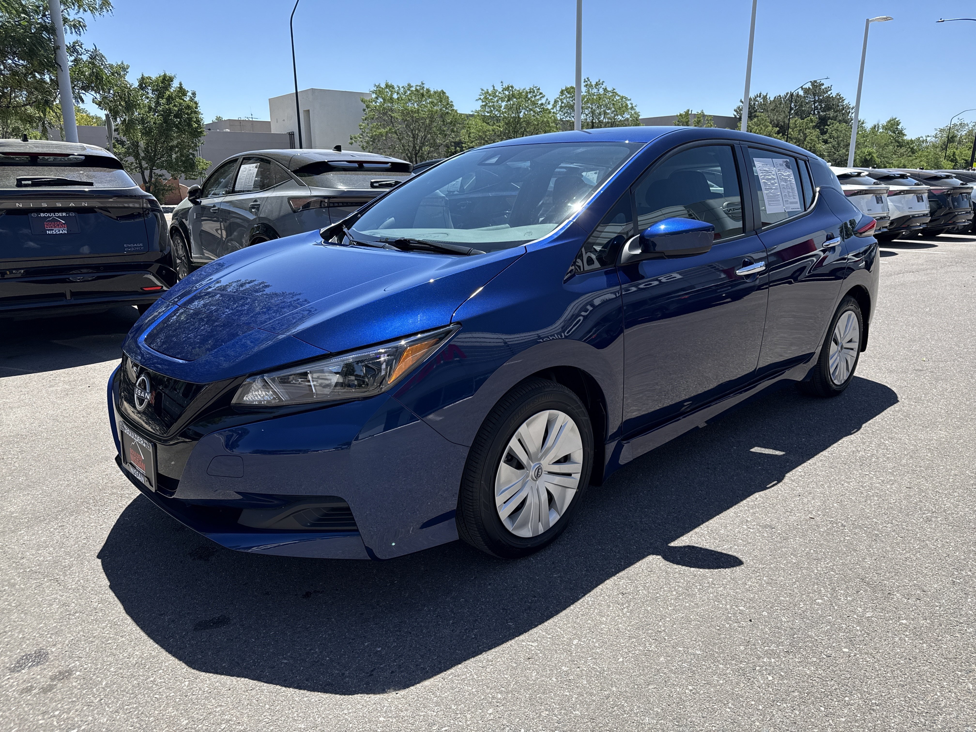 Certified 2025 Nissan Leaf S FWD image 3