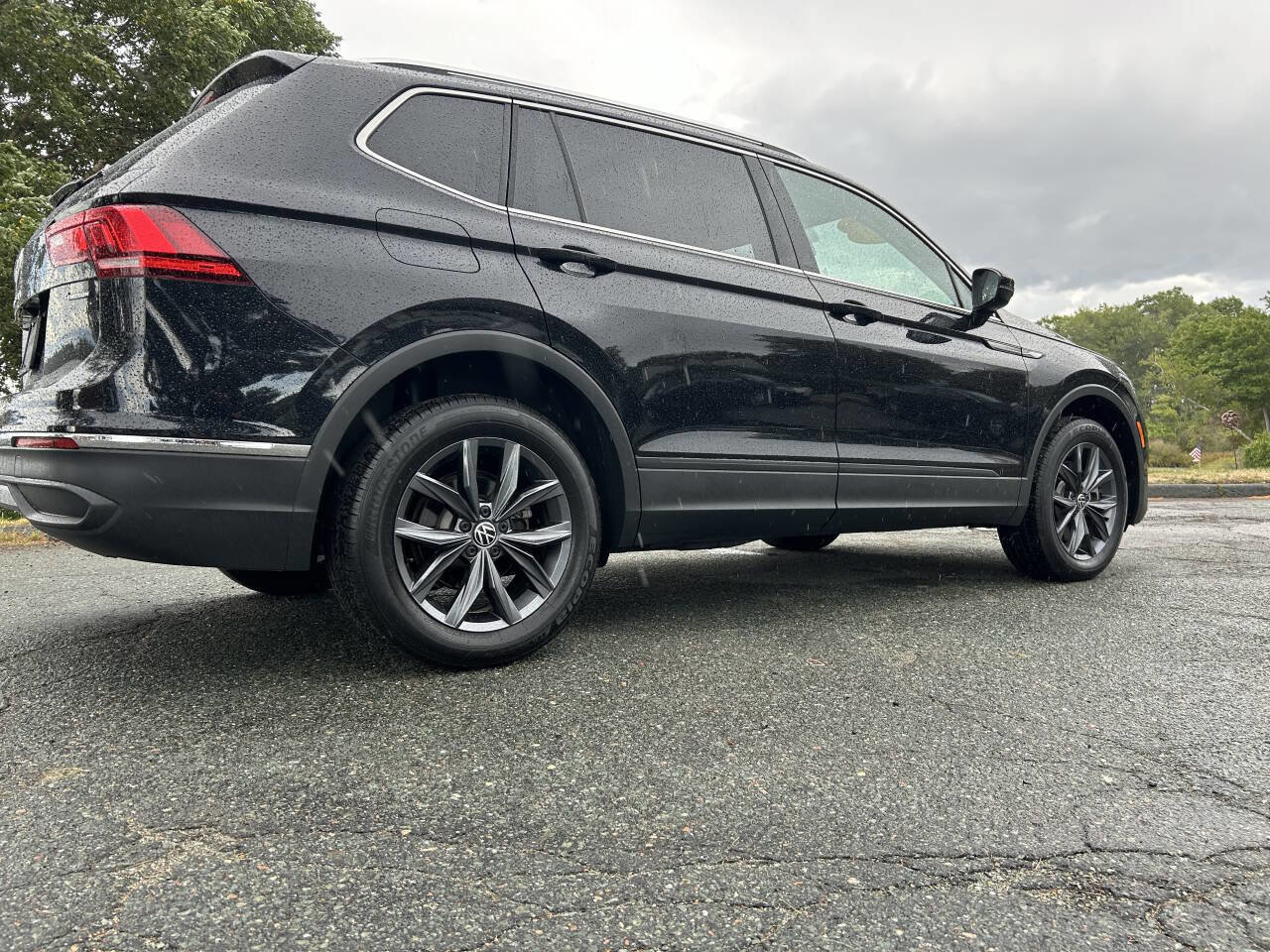 Used 2022 Volkswagen Tiguan SE image 19